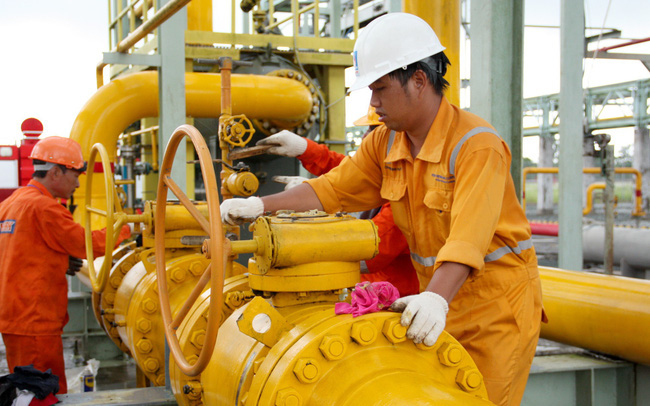 Giá dầu giảm sốc, lợi nhuận của GAS về mức thấp nhất 10 quý - Ảnh 2. Giá dầu giảm sốc, lợi nhuận của GAS về mức thấp nhất 10 quý - Ảnh 2.