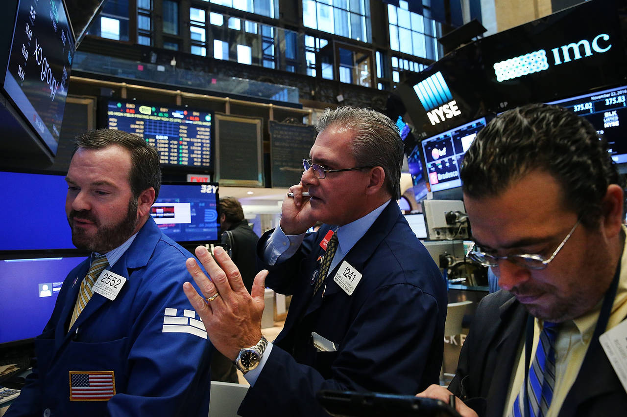 Chứng khoán Mỹ nhích lên, Dow Jones tăng 120 điểm - Ảnh 1. Chứng khoán Mỹ nhích lên, Dow Jones tăng 120 điểm - Ảnh 1.