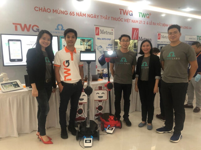 Startup Việt ở thung lũng Silicon chế tạo robot chăm sóc bệnh nhân Covid-19 - Ảnh 1. Startup Việt ở thung lũng Silicon chế tạo robot chăm sóc bệnh nhân Covid-19 - Ảnh 1.