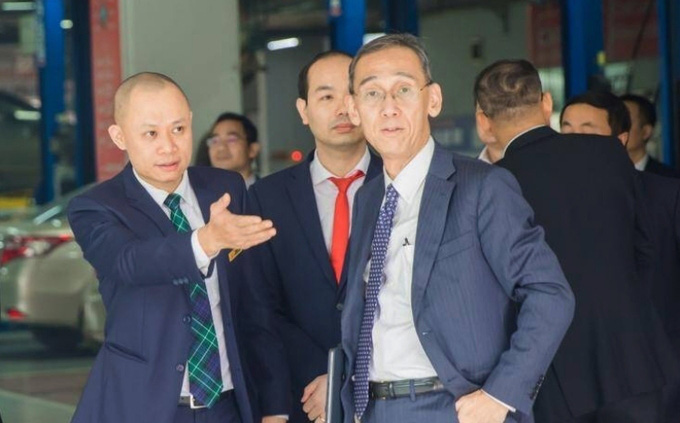 Toyota xin Thủ tướng cho CEO người Nhật nhập cảnh - Ảnh 1. Toyota xin Thủ tướng cho CEO người Nhật nhập cảnh - Ảnh 1.