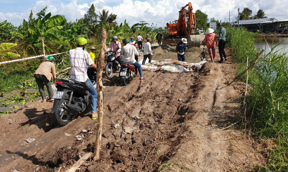 Báo động nắng nóng và sụt lún nghiêm trọng ở Kiên Giang - Ảnh 1.