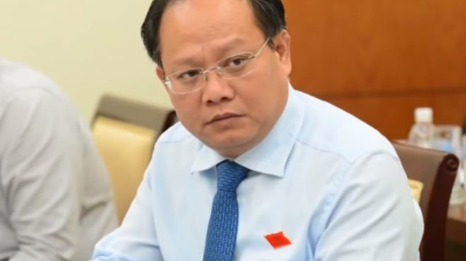 Ông Tất Thành Cang lại vắng mặt tại buổi tiếp xúc cử tri và vì sao công an làm việc với vị đại biểu này? - Ảnh 1. Ông Tất Thành Cang lại vắng mặt tại buổi tiếp xúc cử tri và vì sao công an làm việc với vị đại biểu này? - Ảnh 1.