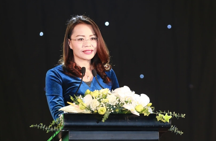 Cựu Chủ tịch Trịnh Văn Quyết "bỏ túi" trăm tỷ, bà Hương Trần Kiều Dung chi tiền củng cố tại FLC Faros - Ảnh 1. Cựu Chủ tịch Trịnh Văn Quyết "bỏ túi" trăm tỷ, bà Hương Trần Kiều Dung chi tiền củng cố tại FLC Faros - Ảnh 1.