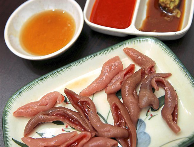 Lục đại đặc sản biển gây ấn tượng bởi vẻ ngoài "kỳ dị": Nhìn thì ghê ăn thích mê - Ảnh 8. Lục đại đặc sản biển gây ấn tượng bởi vẻ ngoài "kỳ dị": Nhìn thì ghê ăn thích mê - Ảnh 8.