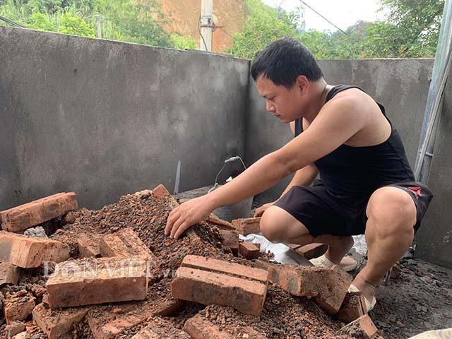 Bắc Kạn: Hoảng hồn phát hiện gạch xây nhà bở bùng bục như bánh khảo - Ảnh 3.