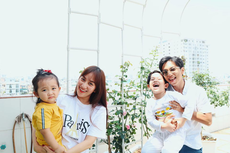 Khánh Thi phản ứng &quot;cực gắt&quot; với người khẩu nghiệp dám đụng tới chồng kém 12 tuổi - Ảnh 5.