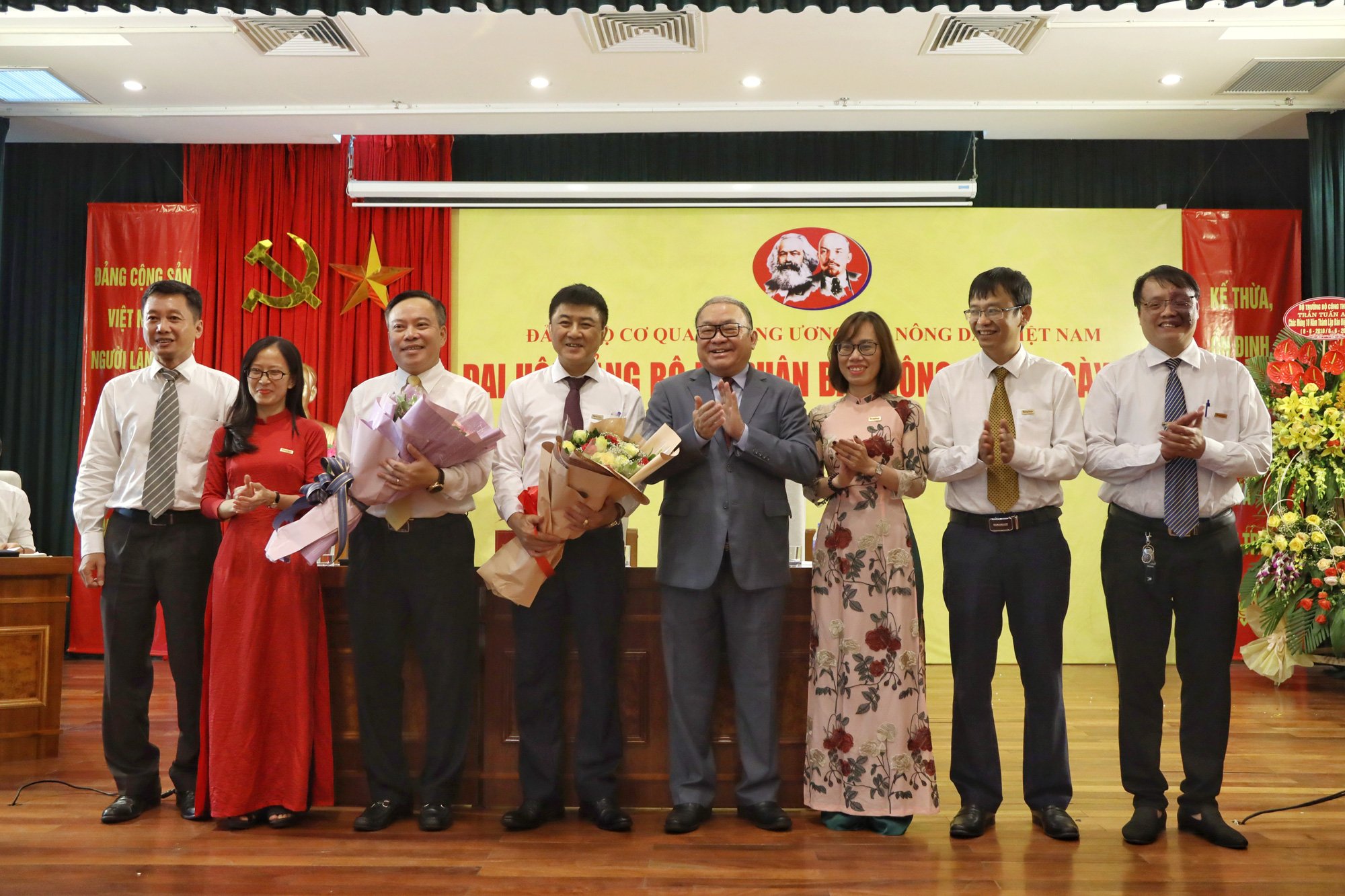 Đại hội Đảng bộ bộ phận báo Nông thôn Ngày nay: Giữ vững bản sắc, sát cánh cùng nông dân Việt - Ảnh 5.