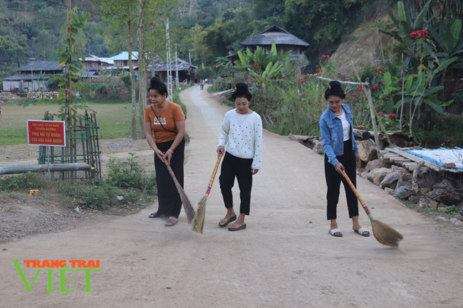 Hội Nông dân Sơn La hiến đất, góp sức xây dựng nông thôn mới - Ảnh 1.