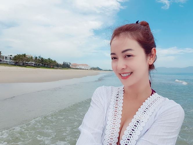 &quot;Hoa hậu 4 con&quot; dáng đẹp như thiếu nữ, triết lý về phụ nữ hạnh phúc gây &quot;sốt&quot; mạng  - Ảnh 7.