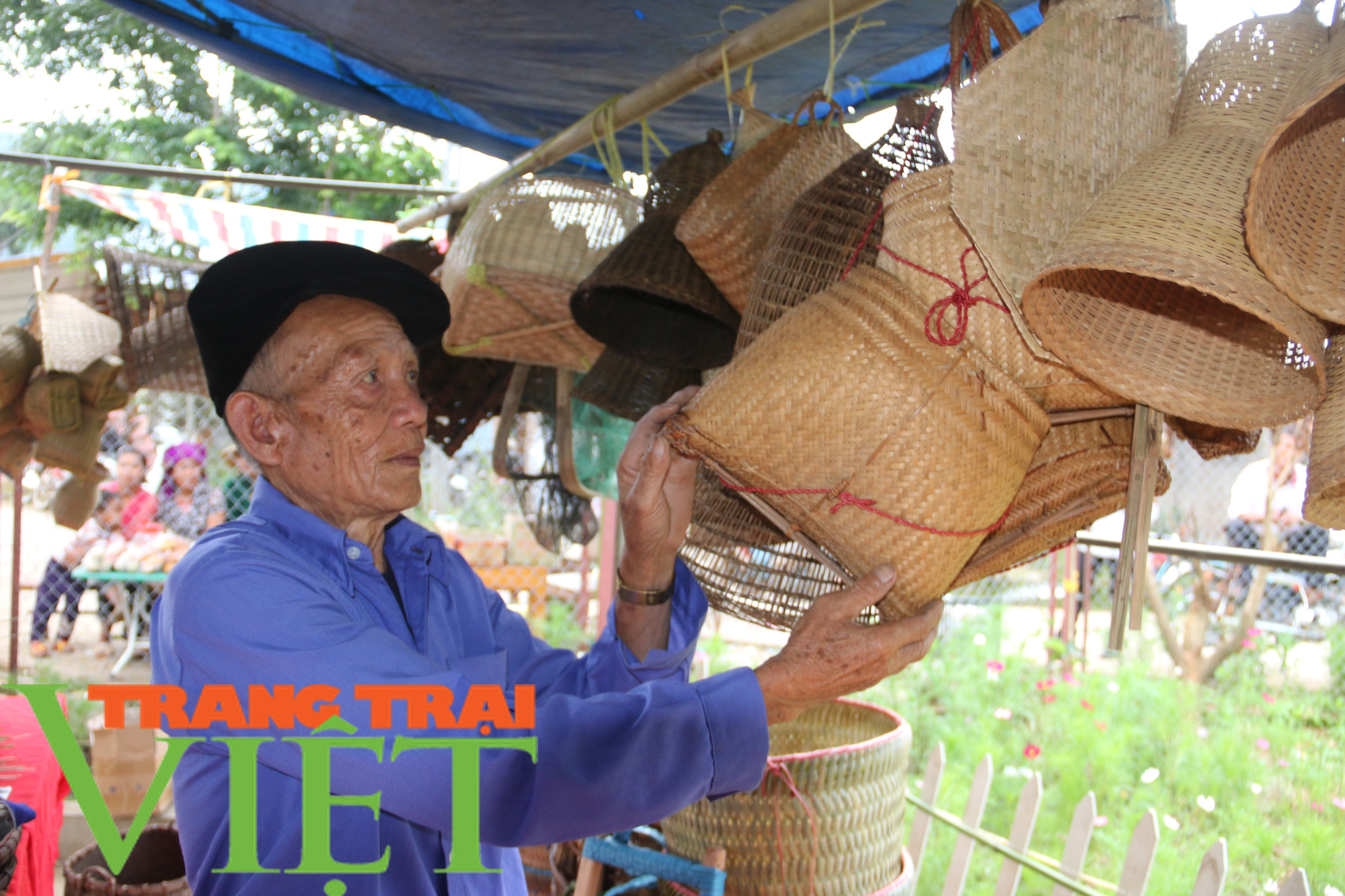 Độc đáo các nông cụ, mây tre đan truyền thống ở vùng cao Ngọc Chiến - Ảnh 2.