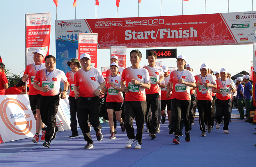 Lan tỏa thương hiệu Agribank tại Giải Vô địch Quốc gia Marathon và cự ly dài tổ chức tại Lý Sơn - Ảnh 1.