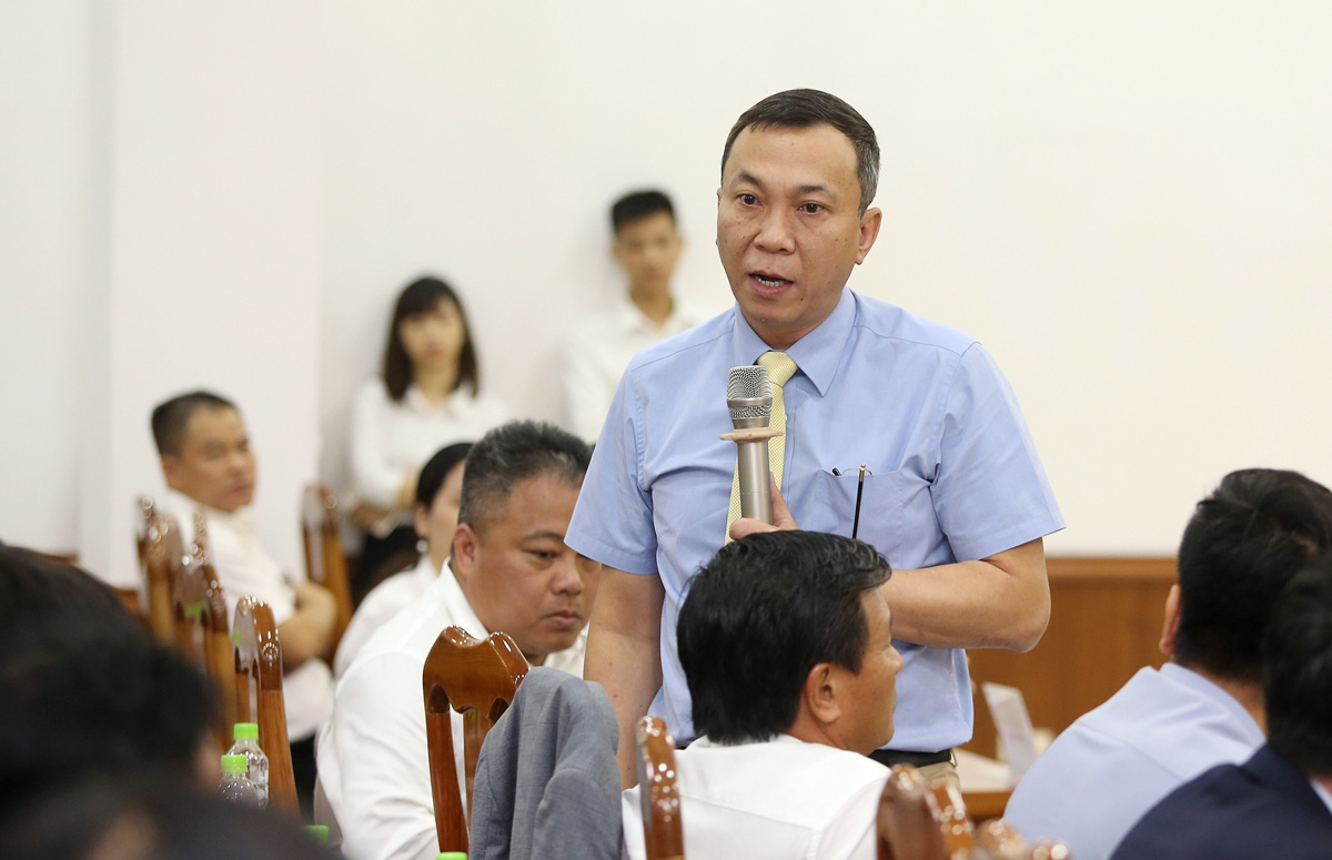 Phó Chủ tịch thường trực VFF Trần Quốc Tuấn khẳng định Giải VĐQG nữ phải thi đấu trên 2 sân. Ảnh: Hải Đăng
