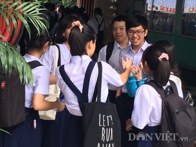 Thi lớp 10 TP.HCM: Môn Toán khó kiếm điểm giỏi - Ảnh 1.