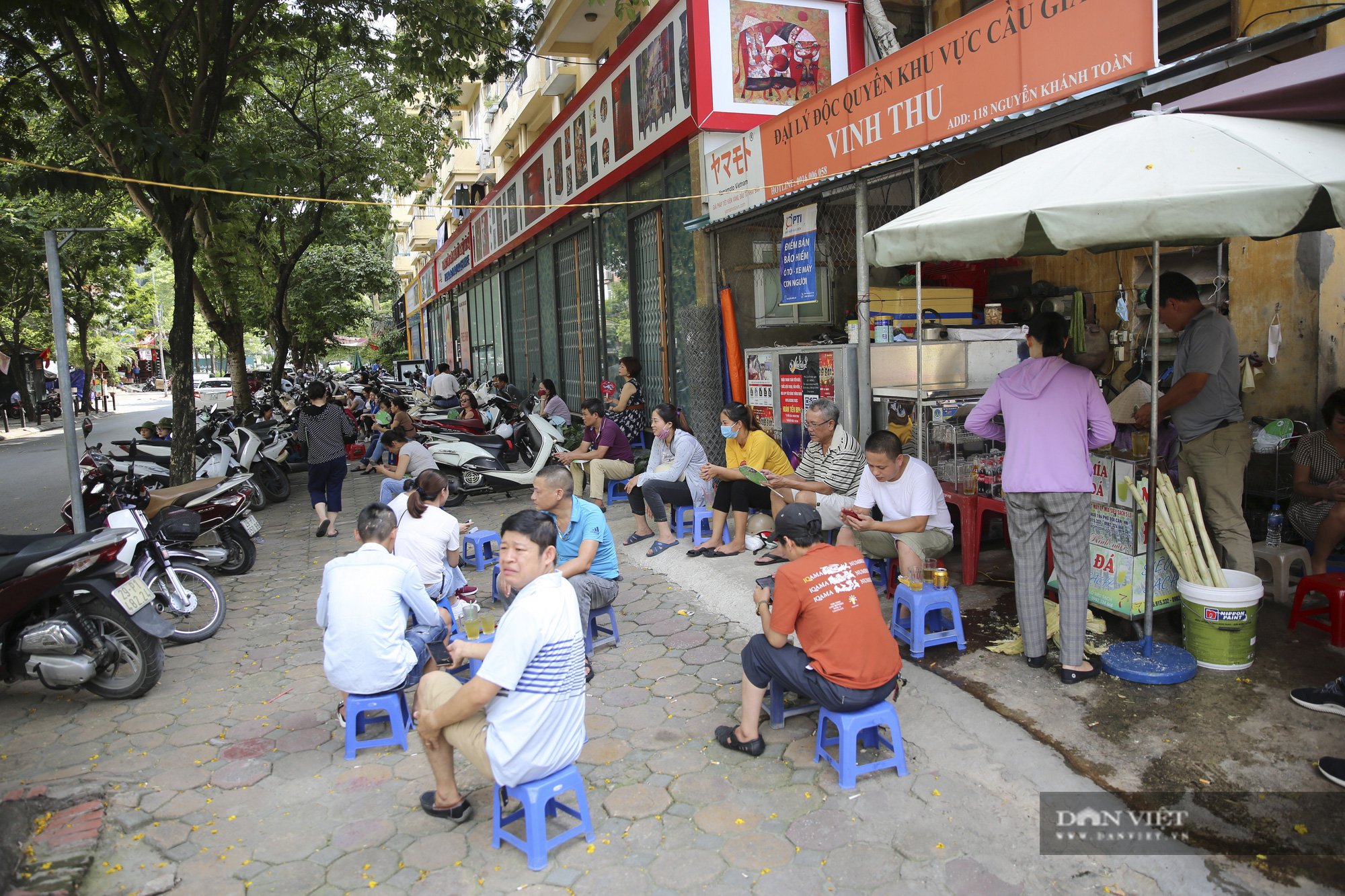 Muôn vàn cảm xúc trong ngày thi môn cuối kỳ tuyển sinh lớp 10 tại Hà Nội - Ảnh 5.