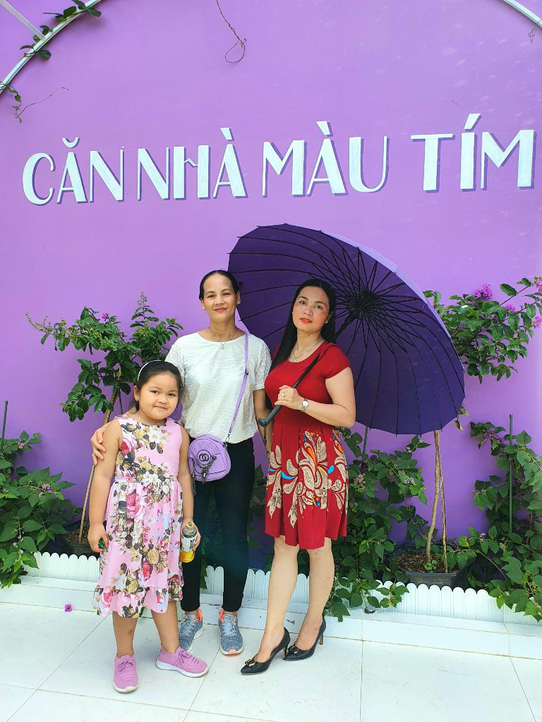 Căn nhà toàn màu tím, "tím lịm tìm sim" độc nhất miền Tây - Ảnh 9. Căn nhà toàn màu tím, "tím lịm tìm sim" độc nhất miền Tây - Ảnh 9.
