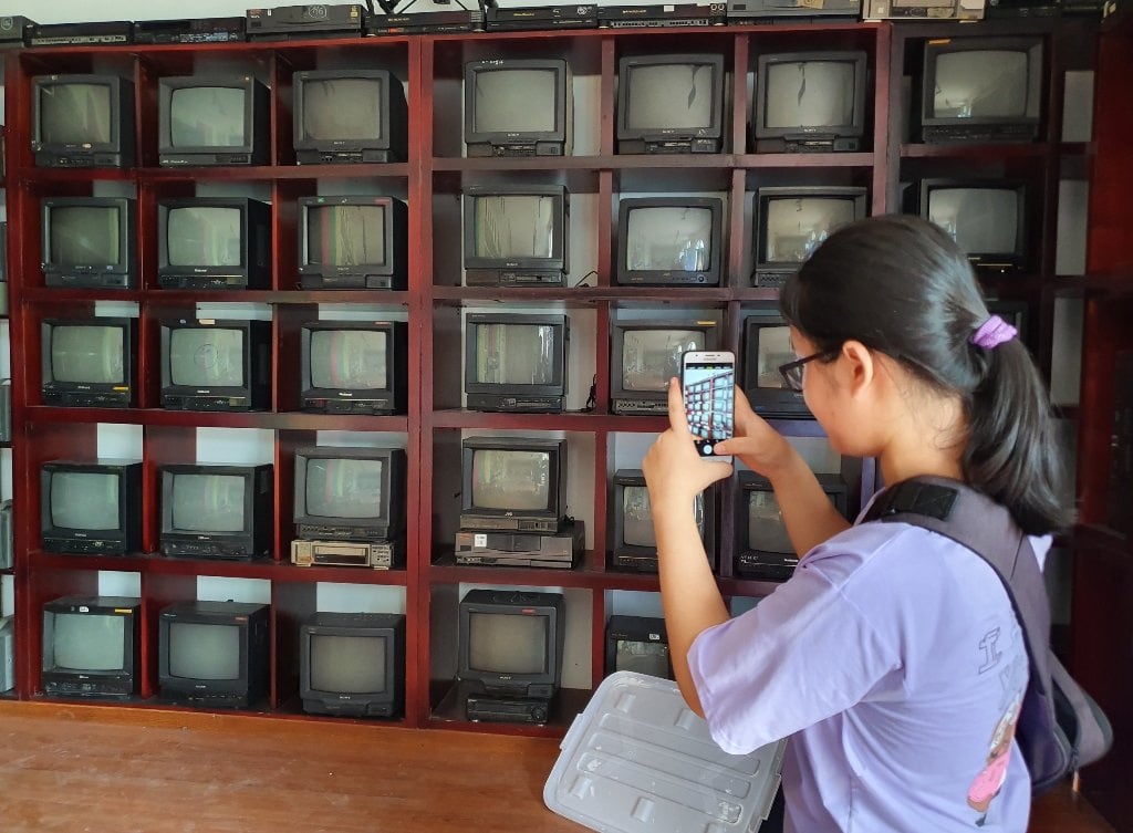Căn nhà toàn màu tím, "tím lịm tìm sim" độc nhất miền Tây - Ảnh 15. Căn nhà toàn màu tím, "tím lịm tìm sim" độc nhất miền Tây - Ảnh 15.