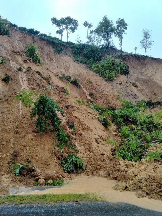 Mưa lũ kinh hoàng ở Hà Giang: 5 người thiệt mạng, 2 nhà máy thủy điện dừng hoạt động - Ảnh 2.