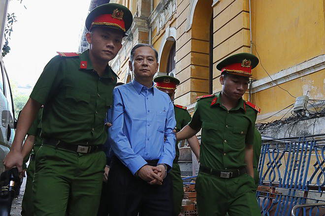 Ủy ban Kiểm tra T.Ư kỷ luật, đề nghị thi hành kỷ luật nhiều cán bộ - Ảnh 1. Ủy ban Kiểm tra T.Ư kỷ luật, đề nghị thi hành kỷ luật nhiều cán bộ - Ảnh 1.