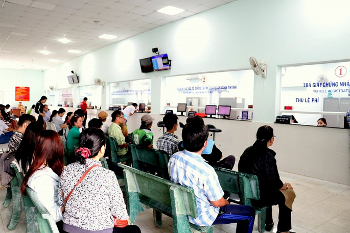 Từ ngày 1/8 có thể làm thủ tục đăng ký xe qua mạng - Ảnh 1. Từ ngày 1/8 có thể làm thủ tục đăng ký xe qua mạng - Ảnh 1.