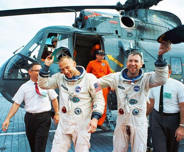 Jim Lovell trả lời những nghi vấn về cuộc đổ bộ Mặt trăng của Apollo 13