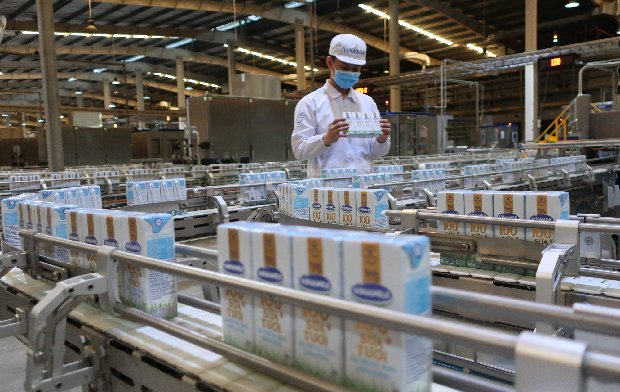 Vinamilk thu lãi 1.000 tỷ mỗi tháng - Ảnh 1. Vinamilk thu lãi 1.000 tỷ mỗi tháng - Ảnh 1.