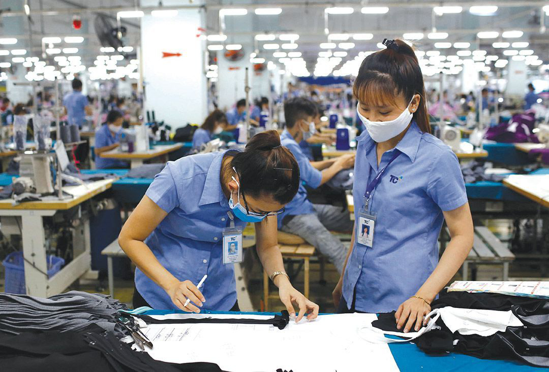 Đề xuất táo bạo, bơm 2,5 - 5 tỷ USD giải cứu nguy cơ đứt gãy - Ảnh 1. Đề xuất táo bạo, bơm 2,5 - 5 tỷ USD giải cứu nguy cơ đứt gãy - Ảnh 1.