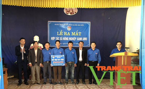 Sơn La: Nhiều cách làm hay, hiệu quả trong học tập và làm theo tư tưởng, đạo đức, phong cách Hồ Chí Minh - Ảnh 4. Sơn La: Nhiều cách làm hay, hiệu quả trong học tập và làm theo tư tưởng, đạo đức, phong cách Hồ Chí Minh - Ảnh 4.