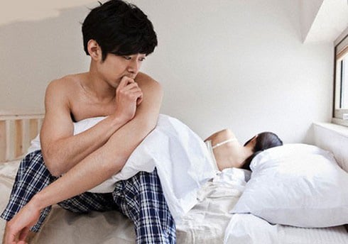 Đêm tân hôn vợ chồng lạnh lùng quay lưng vì tuyên bố &quot;xanh rờn&quot; của cô dâu  - Ảnh 1.