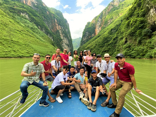 Hà Giang: Giảm phí tham quan để khởi động lại du lịch sau Covid-19 - Ảnh 2. Hà Giang: Giảm phí tham quan để khởi động lại du lịch sau Covid-19 - Ảnh 2.