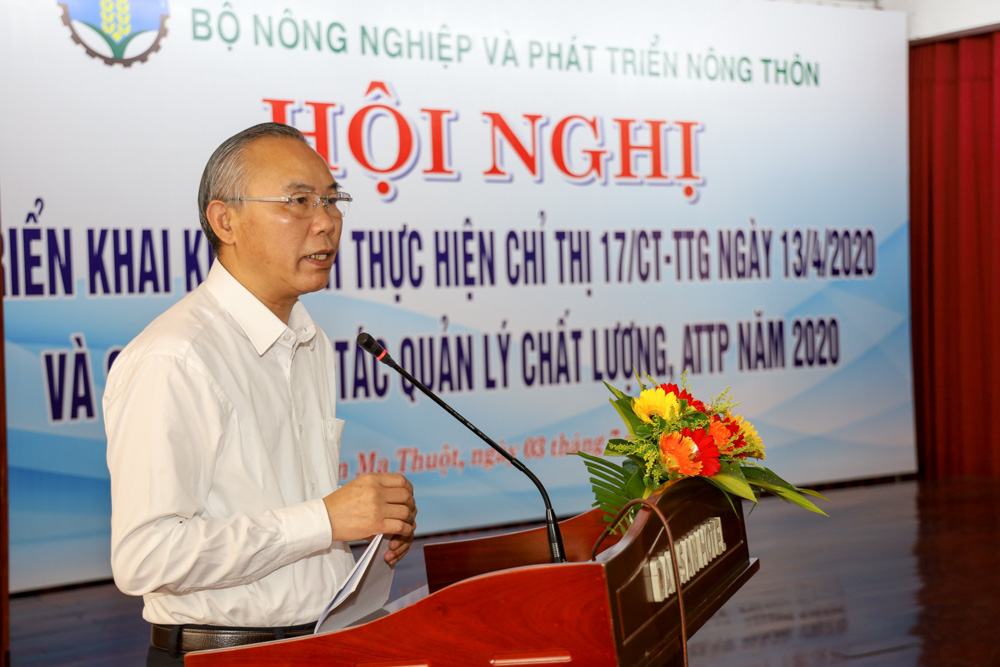 Bộ NNPTNT tổ chức Hội nghị triển khai Chỉ thị về an toàn thực phẩm: Sẽ tăng cường quản lý Nhà nước về ATTP - Ảnh 1.