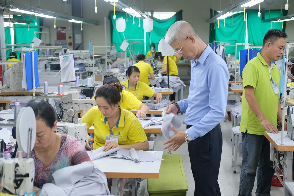 Cắt giảm điều kiện kinh doanh: Cần loại bỏ tư duy "quyền anh, quyền tôi" - Ảnh 2. Cắt giảm điều kiện kinh doanh: Cần loại bỏ tư duy "quyền anh, quyền tôi" - Ảnh 2.