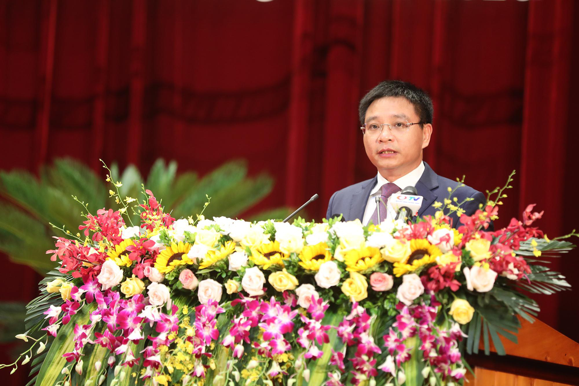 Quảng Ninh: Kinh tế tăng trưởng 5,7% trong 6 tháng đầu năm - Ảnh 2. Quảng Ninh: Kinh tế tăng trưởng 5,7% trong 6 tháng đầu năm - Ảnh 2.