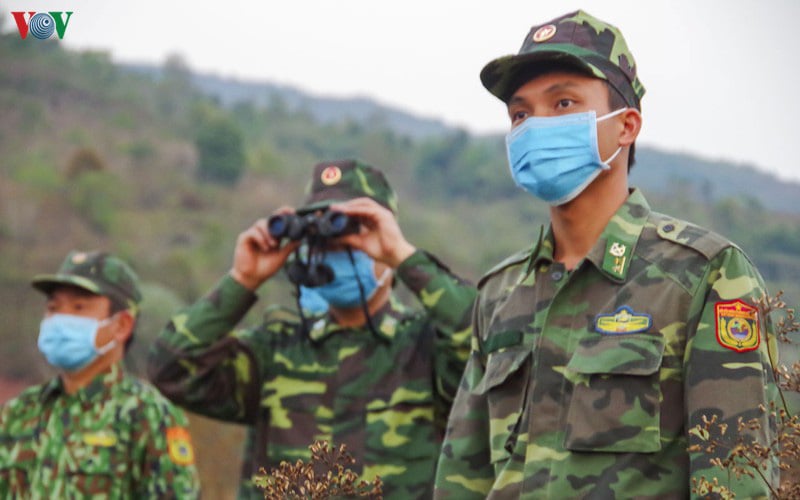 Biên phòng Điện Biên căng mình chống dịch trên tuyến biên giới - Ảnh 3.