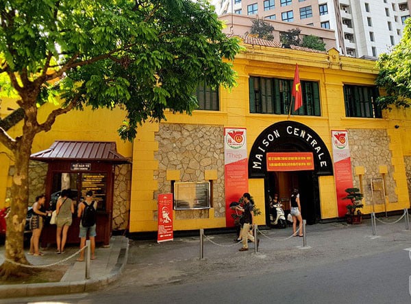 Nhà tù Hỏa Lò - nơi ghi dấu tinh thần yêu nước của người Việt Nam - Ảnh 10.