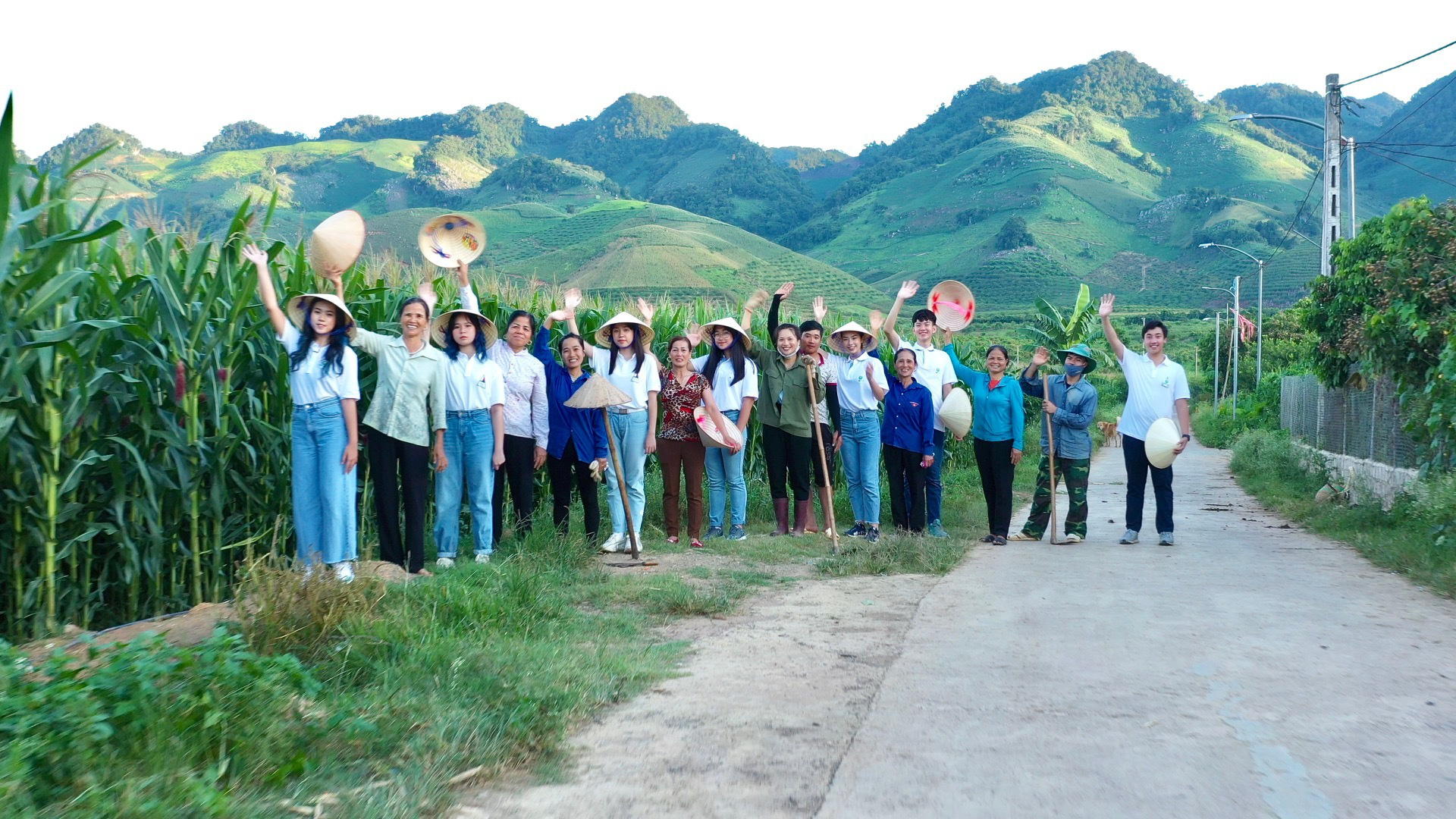 Tái chế cùi bắp, học sinh Việt Nam vô địch cuộc thi "Khởi nghiệp trẻ quốc tế 2020" - Ảnh 2. Tái chế cùi bắp, học sinh Việt Nam vô địch cuộc thi "Khởi nghiệp trẻ quốc tế 2020" - Ảnh 2.