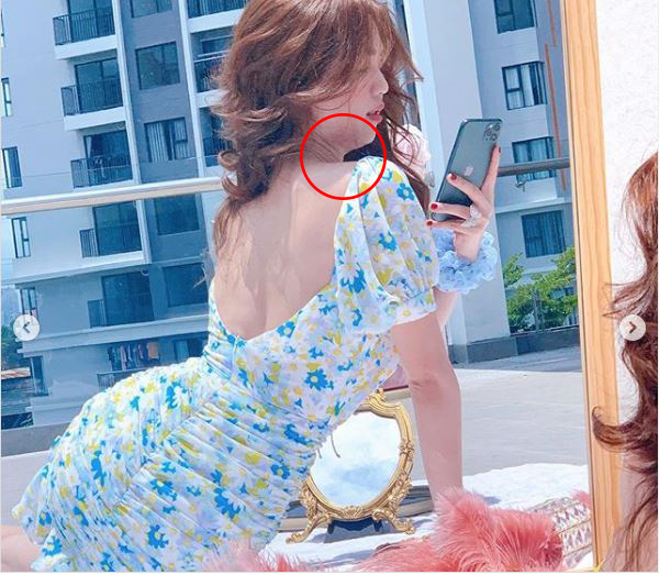 Ngọc Trinh vô tình để lộ điểm bất thường “kém xinh” trên gương mặt - Ảnh 3.