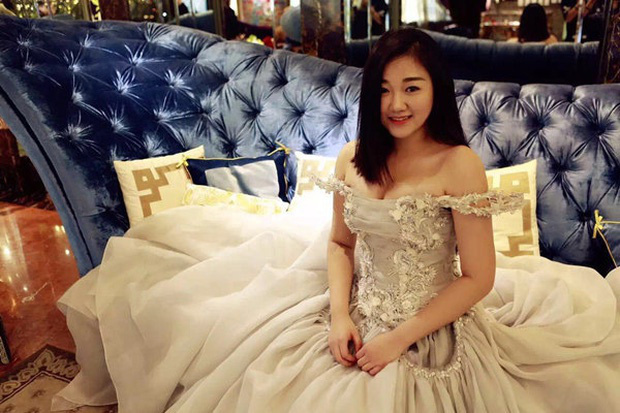 Soi gia thế bạc tỷ của “bộ ba thiên kim” siêu giàu hot nhất Trung Quốc - Ảnh 4. Soi gia thế bạc tỷ của “bộ ba thiên kim” siêu giàu hot nhất Trung Quốc - Ảnh 4.
