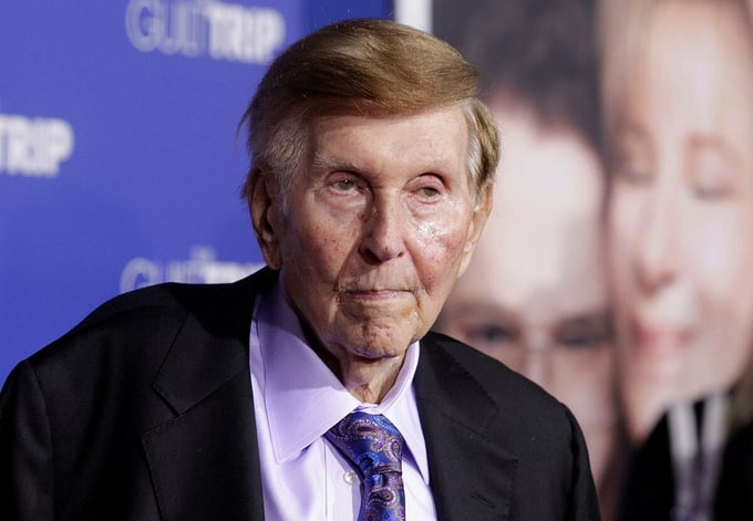 Cuộc đời thăng trầm của trùm truyền thông Sumner Redstone - Ảnh 1. Cuộc đời thăng trầm của trùm truyền thông Sumner Redstone - Ảnh 1.
