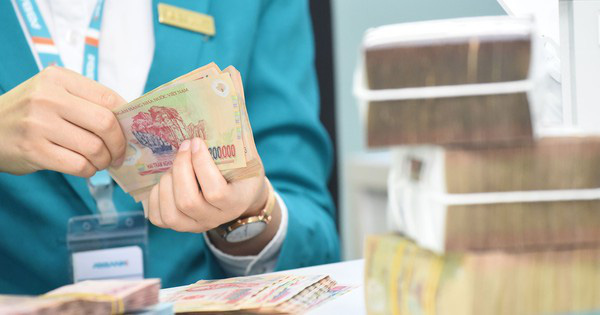Tín dụng dự báo khó tăng cao nửa cuối năm - Ảnh 1. Tín dụng dự báo khó tăng cao nửa cuối năm - Ảnh 1.