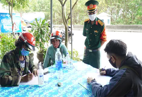 TT-Huế: Ngăn chặn người xâm nhập trái phép từ Quảng Trị bằng đường thủy - Ảnh 1.