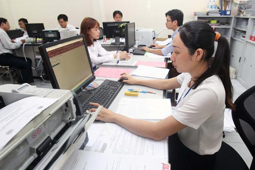 Nguyên tắc đánh giá, xếp loại cán bộ, công chức, viên chức năm 2020 (Mới nhất) - Ảnh 1.