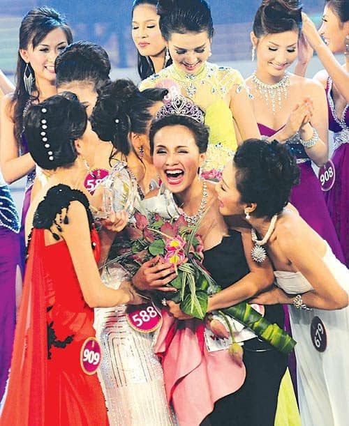 Hoa hậu Diễm Hương: “Tôi từng mua sắm không cần nhìn... giá tiền” - Ảnh 4.