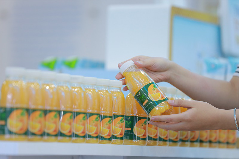 Covid-19: Tập đoàn TH góp sức chống dịch từ Hải Dương tới đất mũi Cà Mau - Ảnh 2.