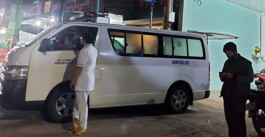 NÓNG: Phát hiện người phụ nữ tử vong sau khi vào nhà nghỉ với 1 người đàn ông - Ảnh 1.