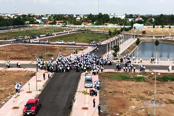 Hàng ngàn mét đất "siêu đẹp" bị thâu tóm, Bình Dương báo cáo gì tới Chính phủ? - Ảnh 3. Hàng ngàn mét đất "siêu đẹp" bị thâu tóm, Bình Dương báo cáo gì tới Chính phủ? - Ảnh 3.