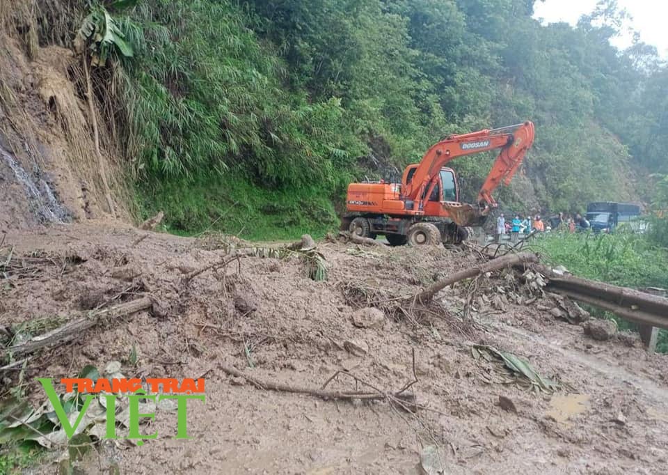 Điện Biên: Đảm bảo an toàn giao thông mùa mưa lũ - Ảnh 2. Điện Biên: Đảm bảo an toàn giao thông mùa mưa lũ - Ảnh 2.