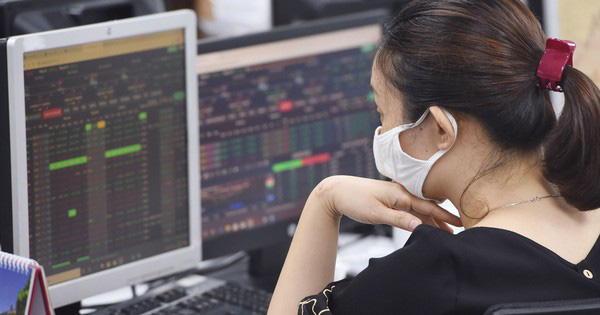 Tìm cơ hội từ làn sóng Covid-19 thứ hai - Ảnh 1. Tìm cơ hội từ làn sóng Covid-19 thứ hai - Ảnh 1.