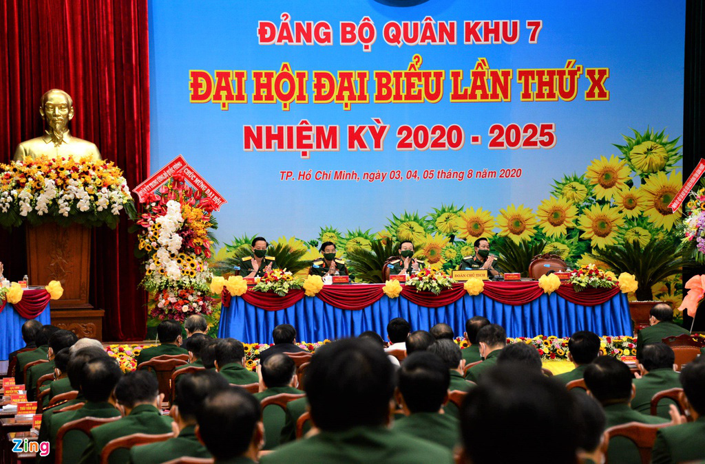Quân khu 7 giới thiệu vũ khí: Trình diễn súng bắn hạ thiết bị bay không người lái - Ảnh 10.