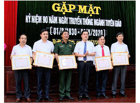 Hoạt động dày đặc của ông Nguyễn Nhân Chinh sau 10 ngày được chỉ định làm Bí thư Thành ủy Bắc Ninh - Ảnh 1. Hoạt động dày đặc của ông Nguyễn Nhân Chinh sau 10 ngày được chỉ định làm Bí thư Thành ủy Bắc Ninh - Ảnh 1.