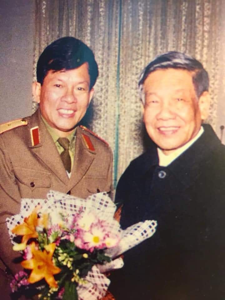 Ấn tượng đặc biệt trong chuyến thăm Trường Sa với Tướng Lê Khả Phiêu - Ảnh 2.
